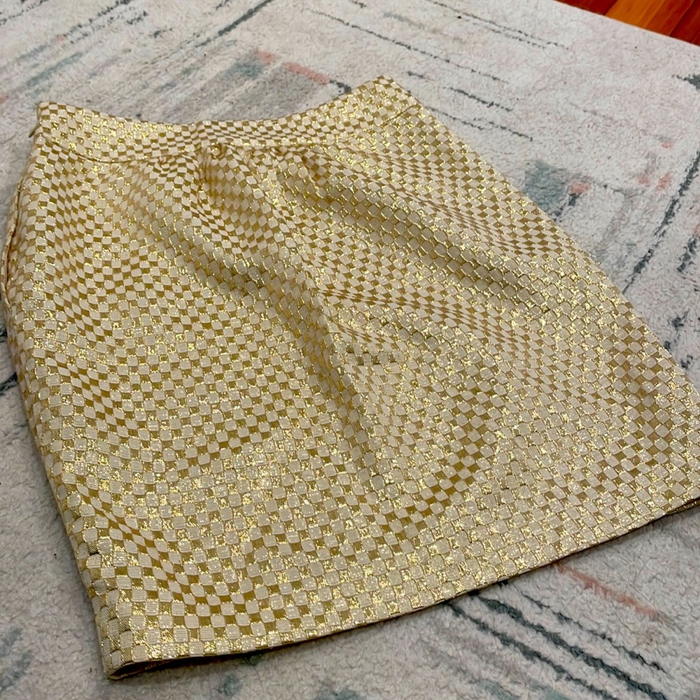 Good sparkly skirt